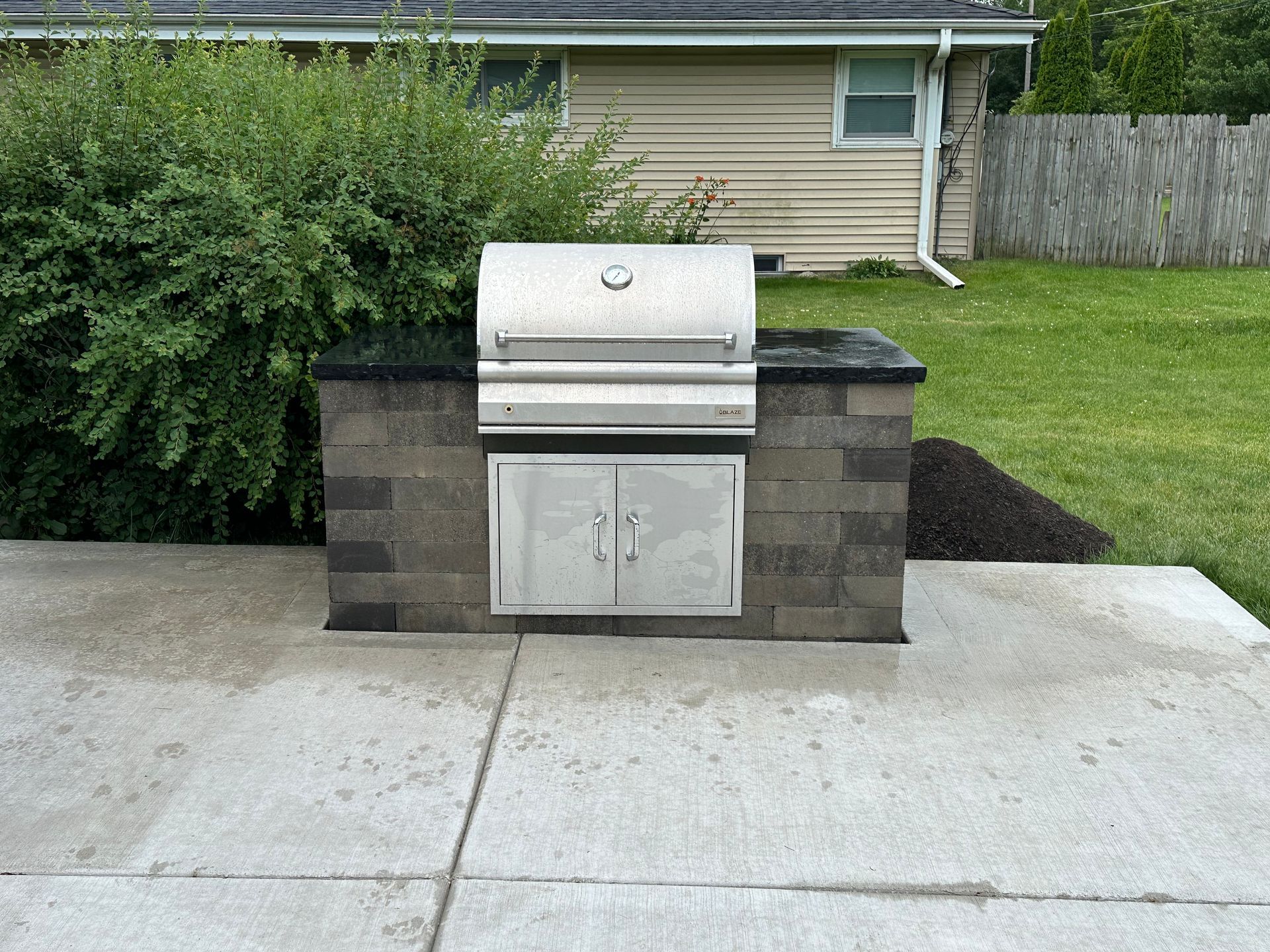 outdoor kitchen with grill
