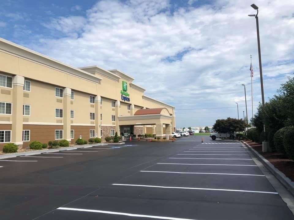 Commercial parking stripes