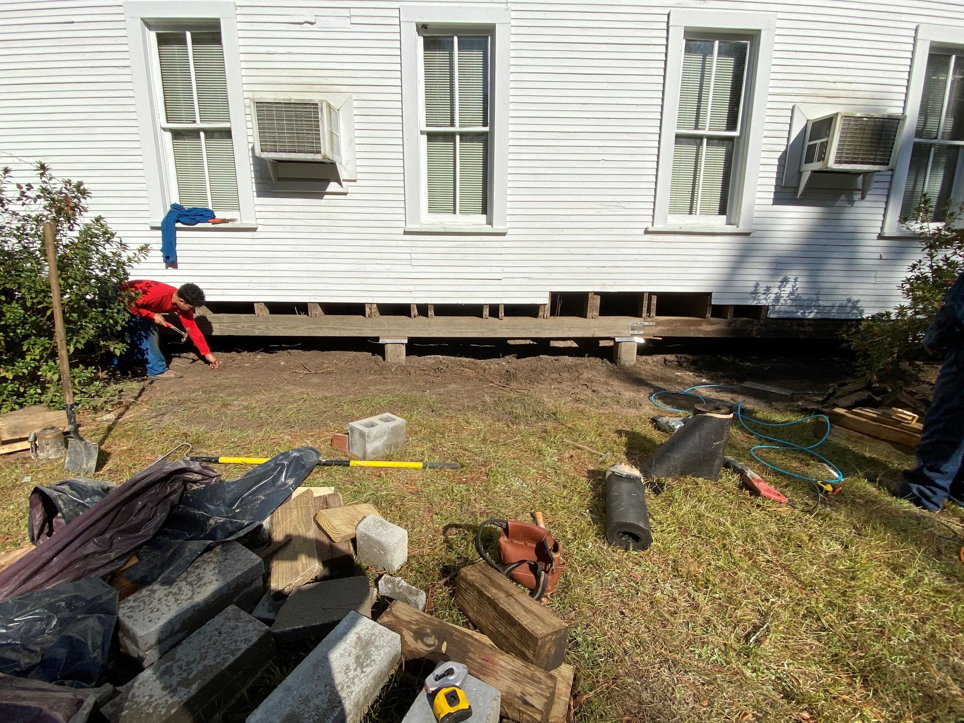 Pier and beams service