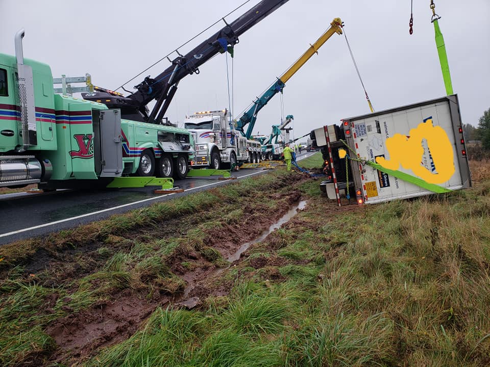 Truck recovery service