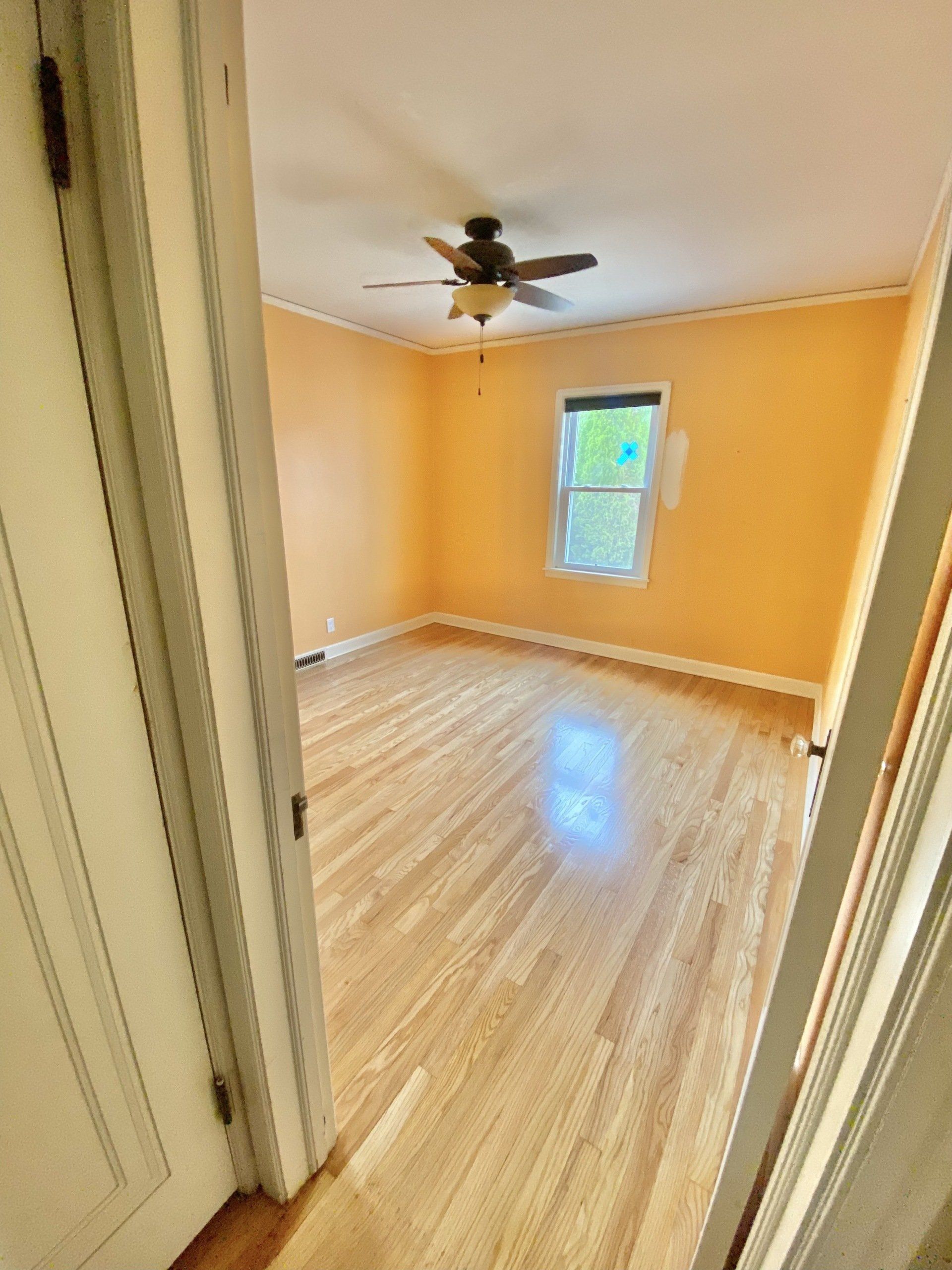 Hardwood Floor Installer in Des Moines, IA MB Flooring Inc