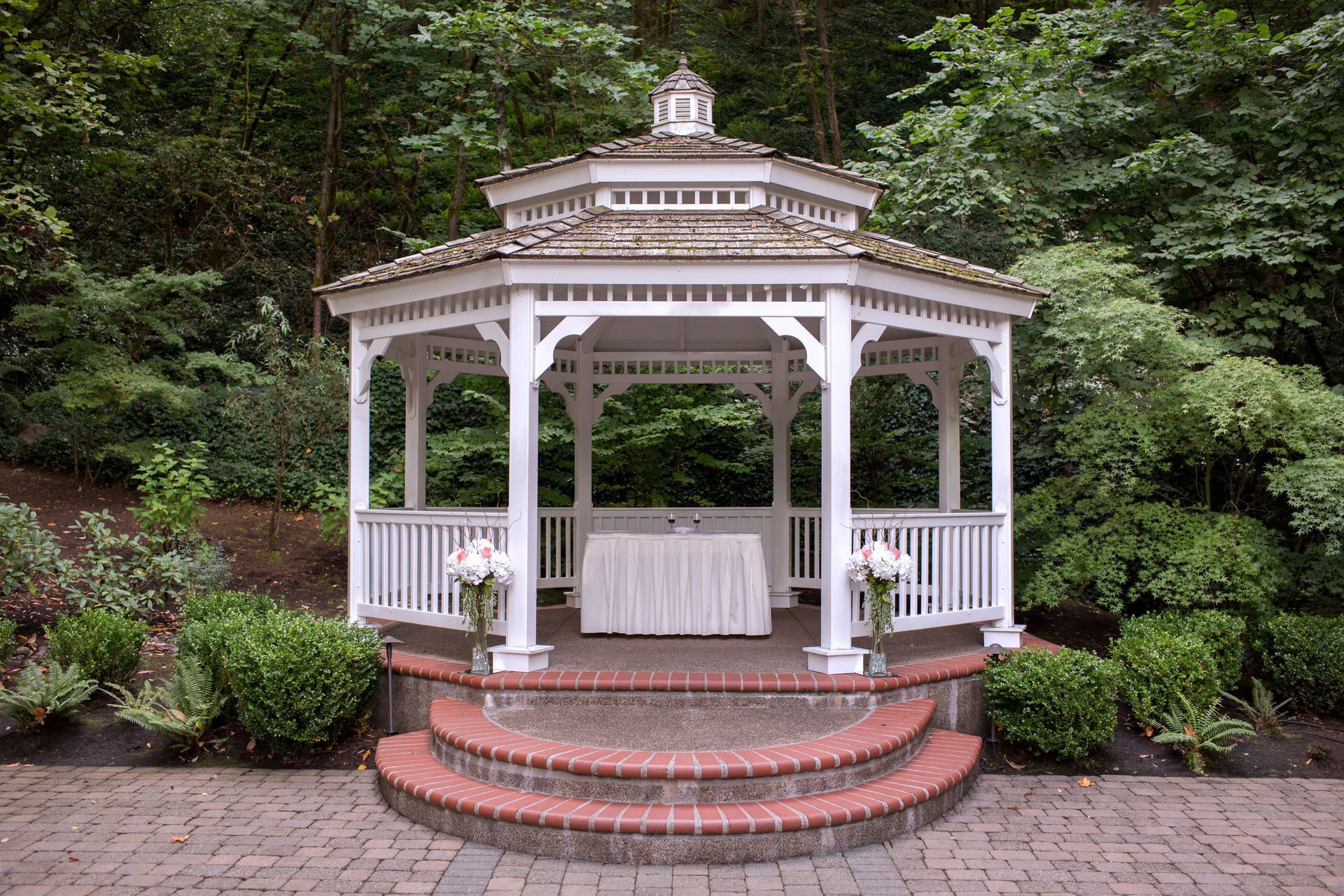gazebo builder