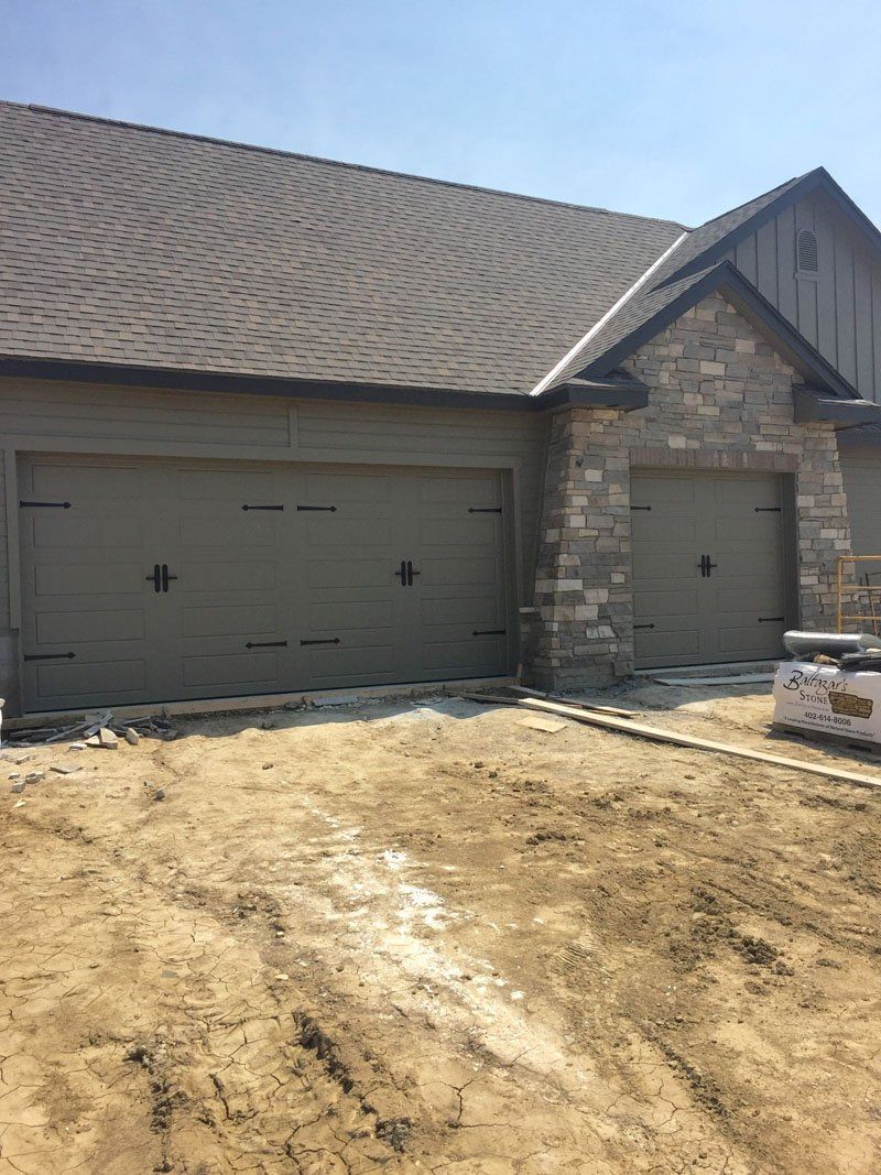 Lundy's Garage Doors Photo Gallery Papillion, NE