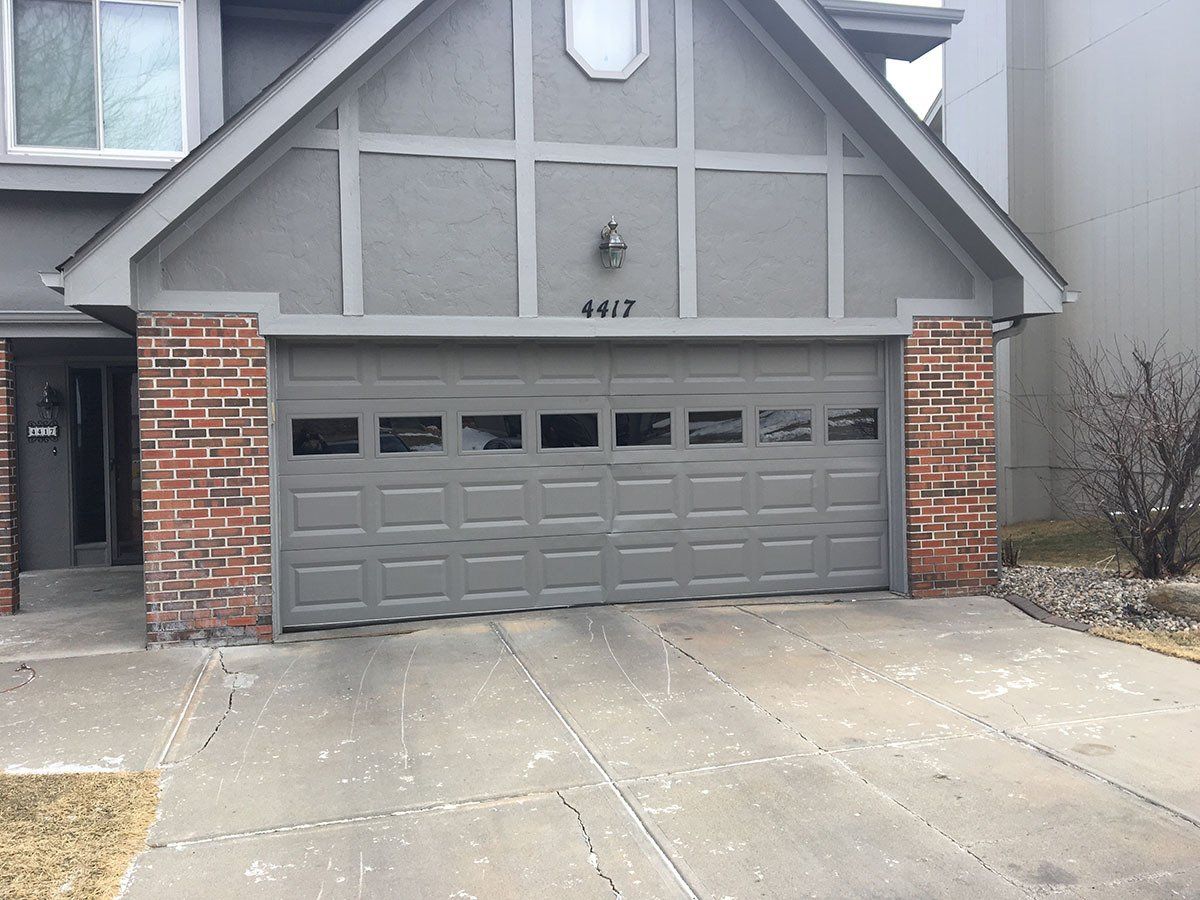 Lundy's Garage Doors Photo Gallery Papillion, NE