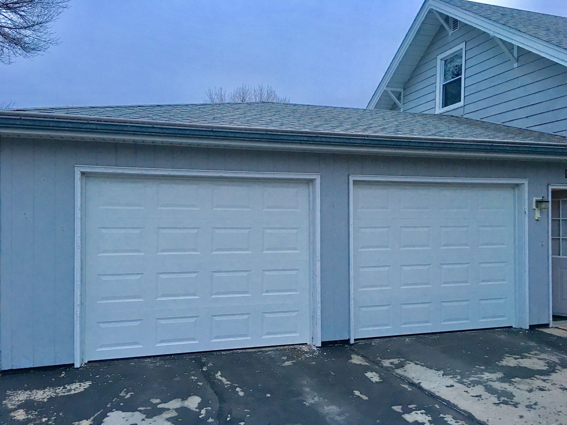 Lundy's Garage Doors Garage Door Repairs Papillion, NE