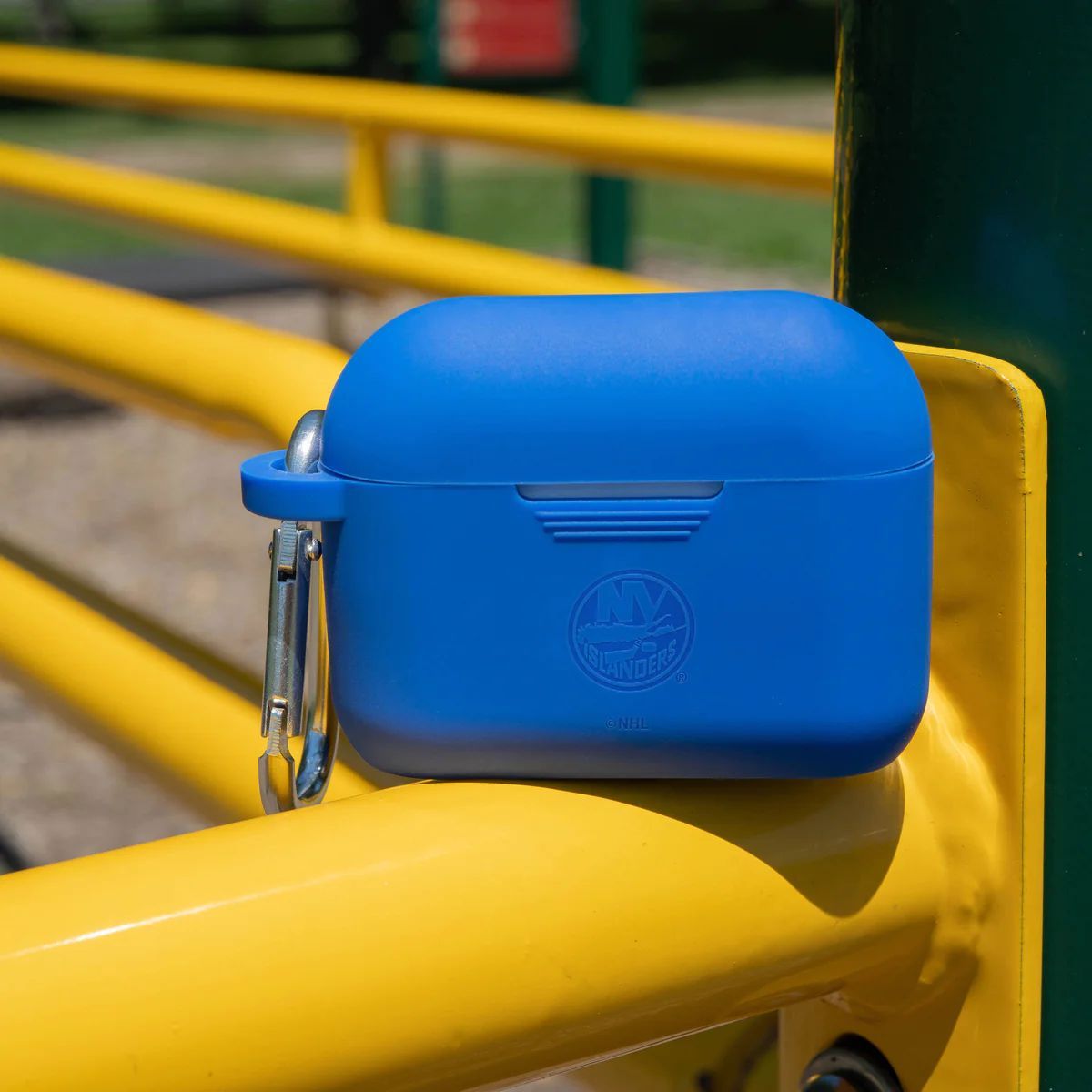 NY Islanders airpod case