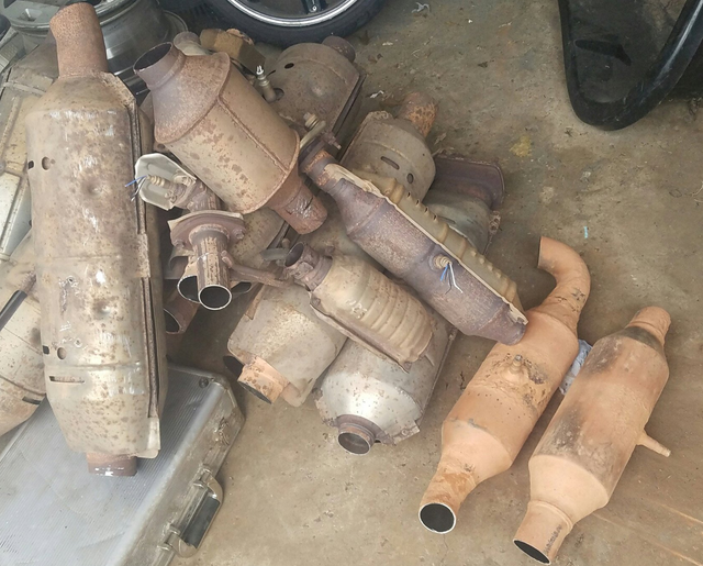 where to sell a used catalytic converter