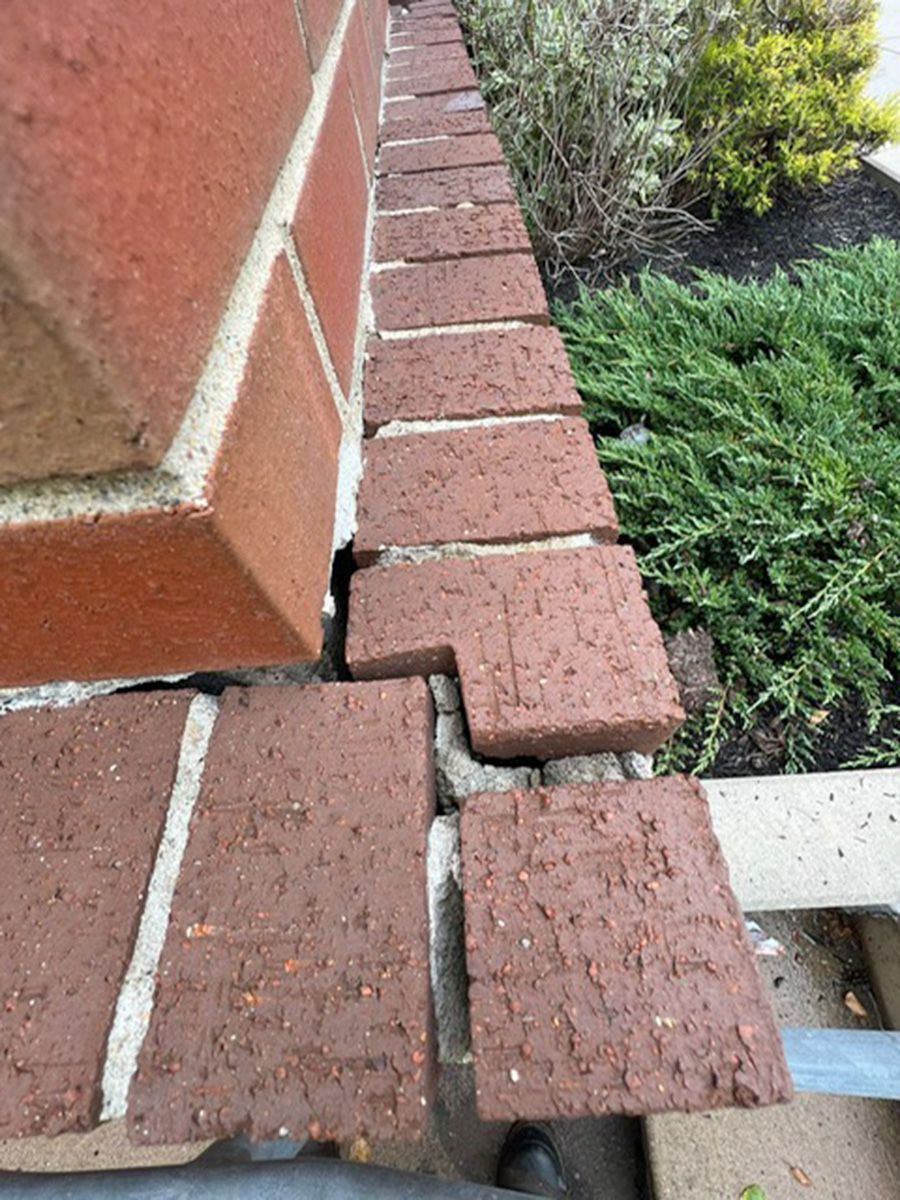 Bricks not properly installed