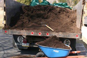 truck with mulch