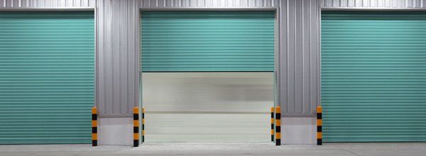 Commercial garage door