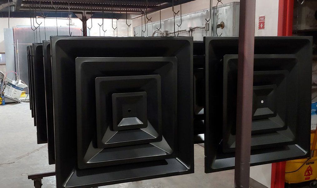 Powder coating for aluminum surface