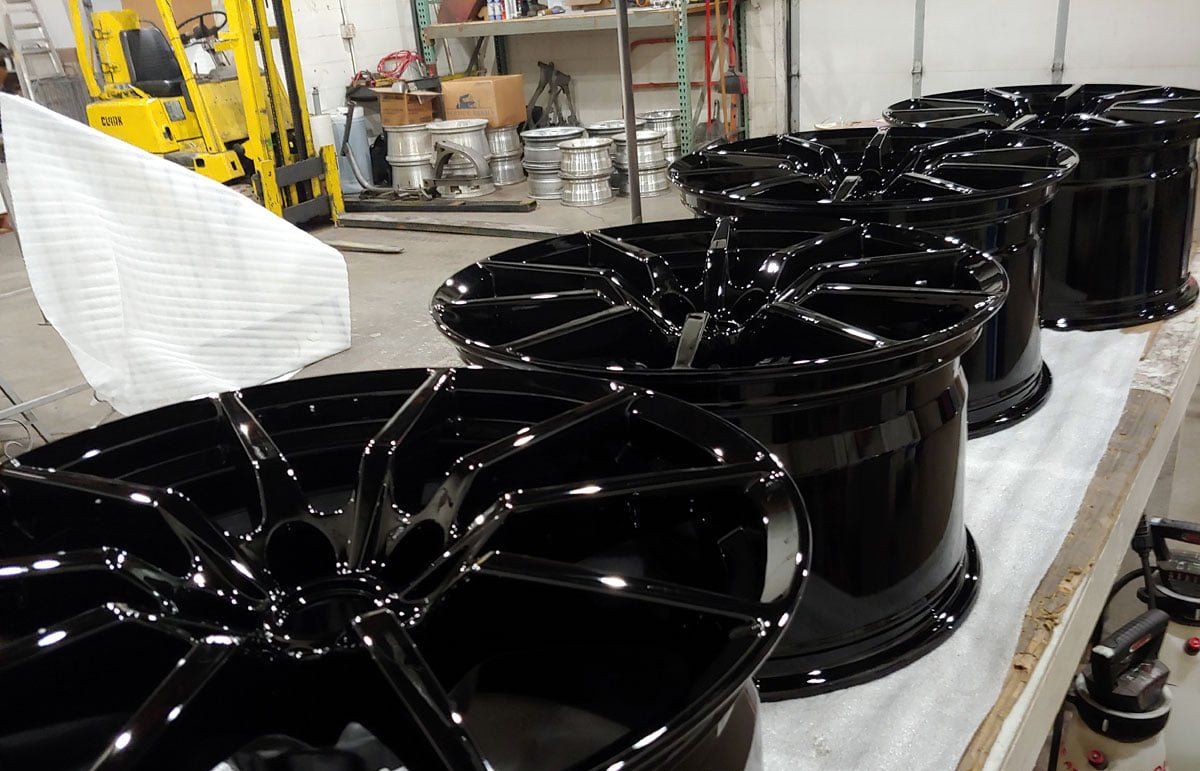 Powder coating for vehicle parts