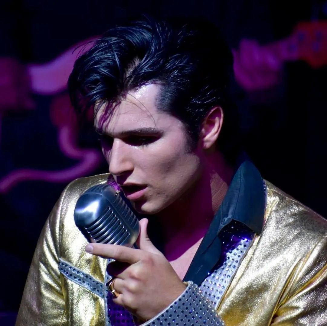 TRENT SMITH – Tribute To Young Elvis With The Rip It Up Band