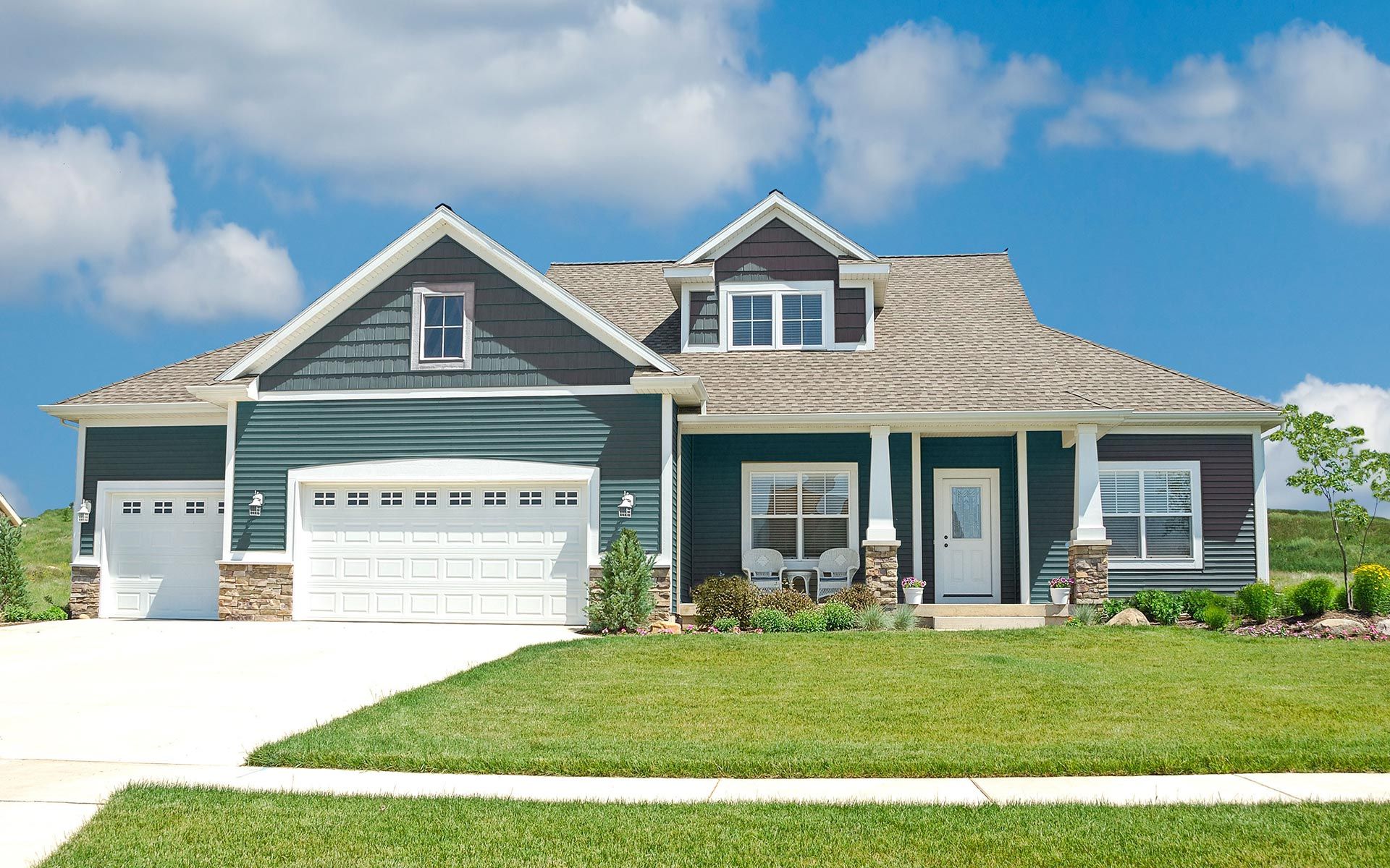 repairing house siding