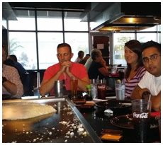 Peoples are siting insite the restaurant