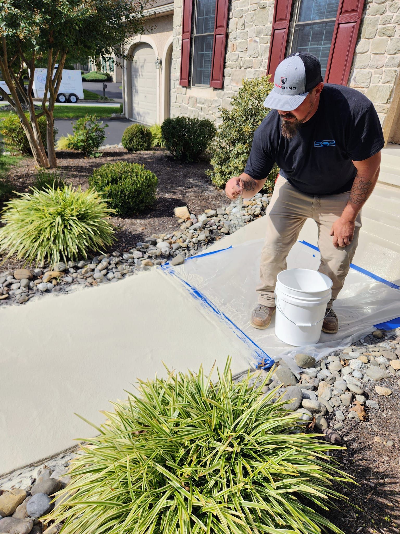 Quartz epoxy concrete coating