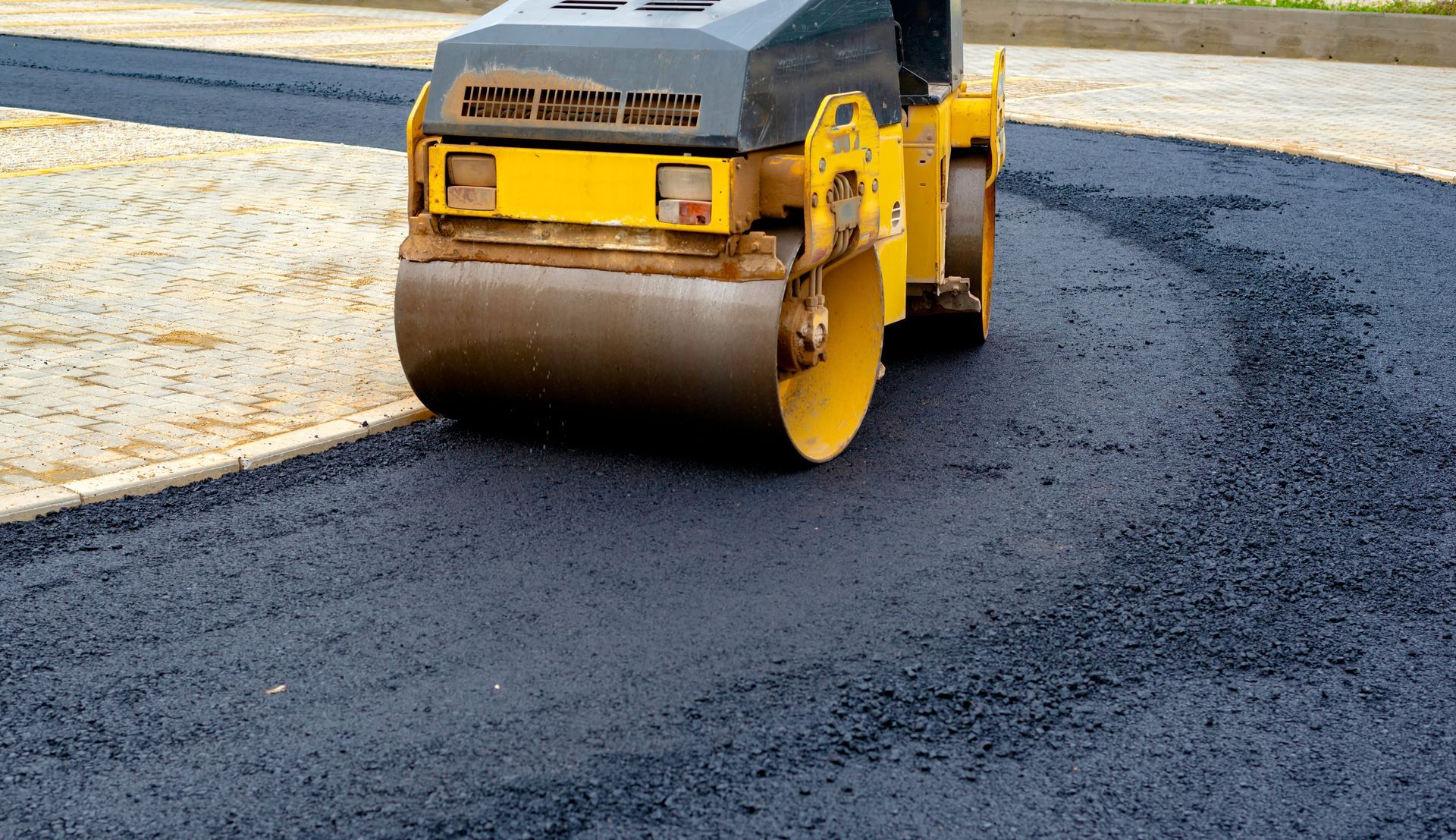 asphalt contractor