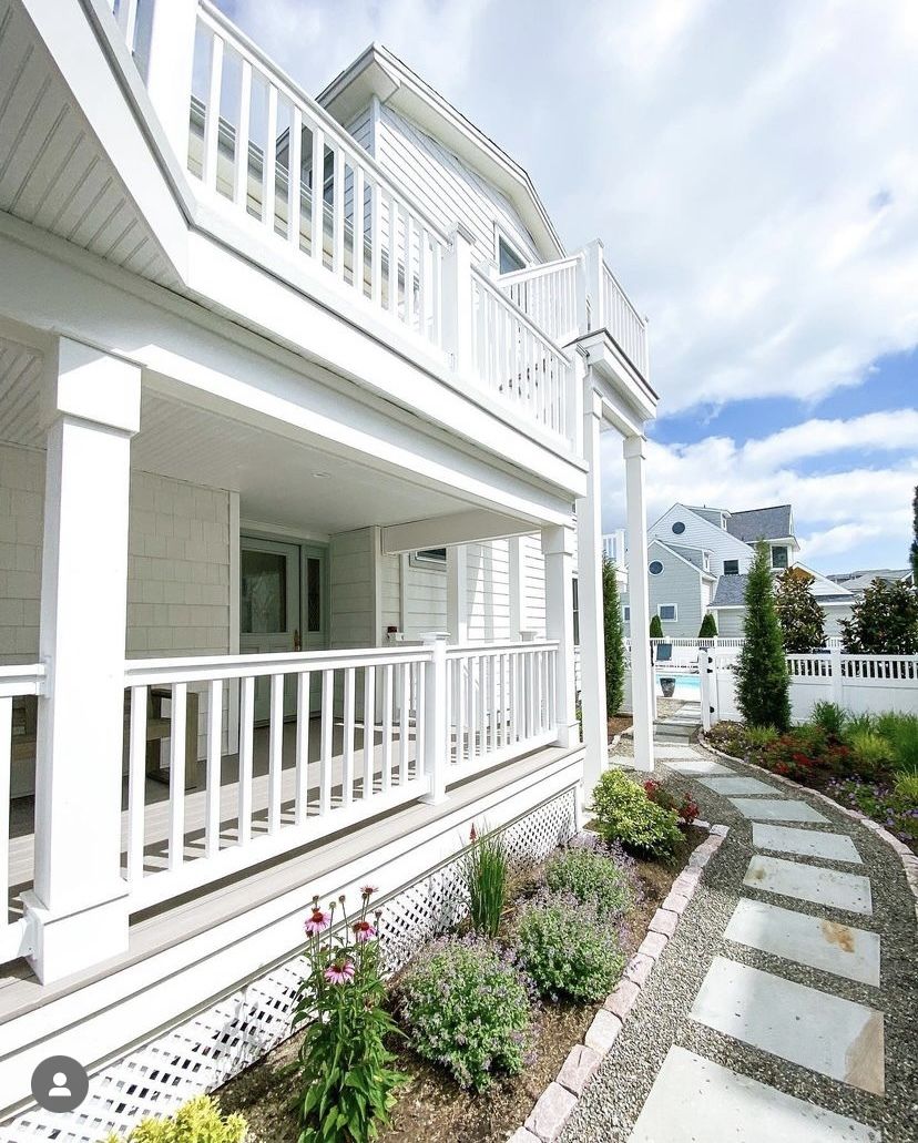 porch leading to the pool