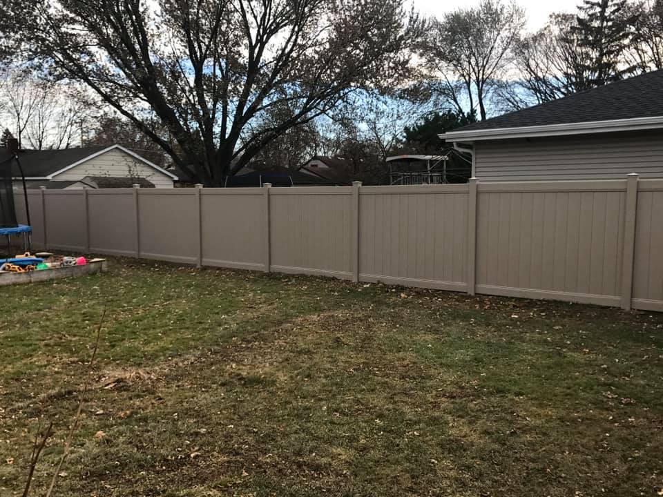 vinyl fence