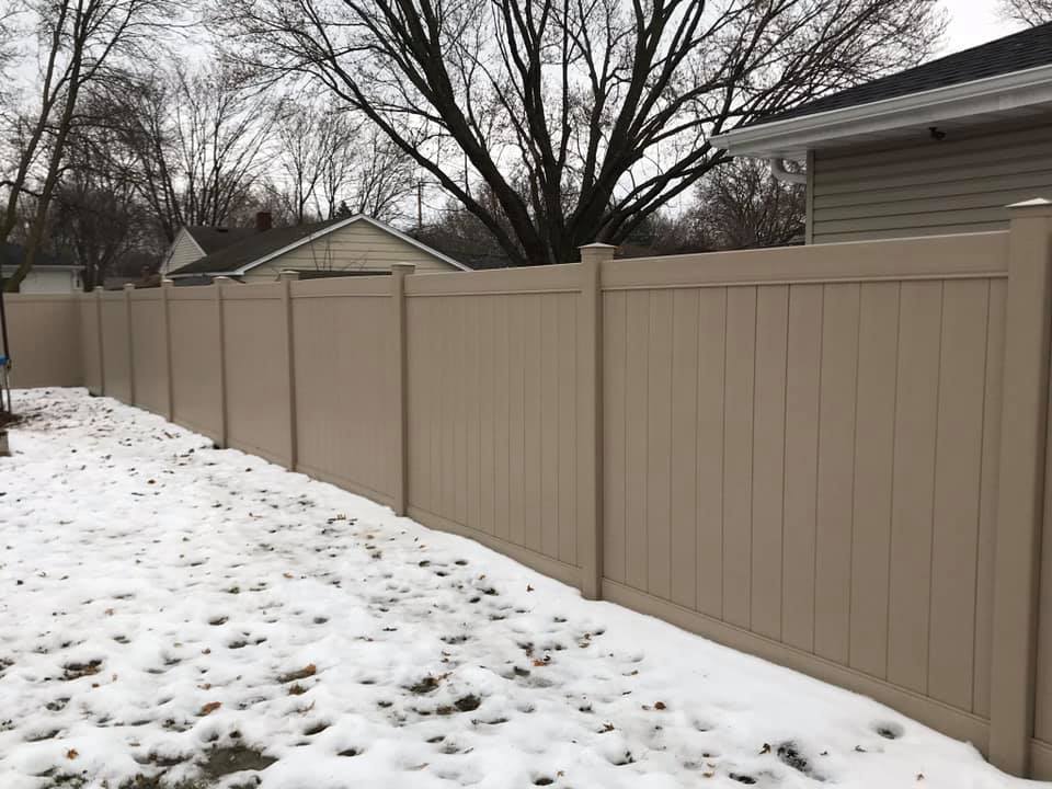 vinyl fence