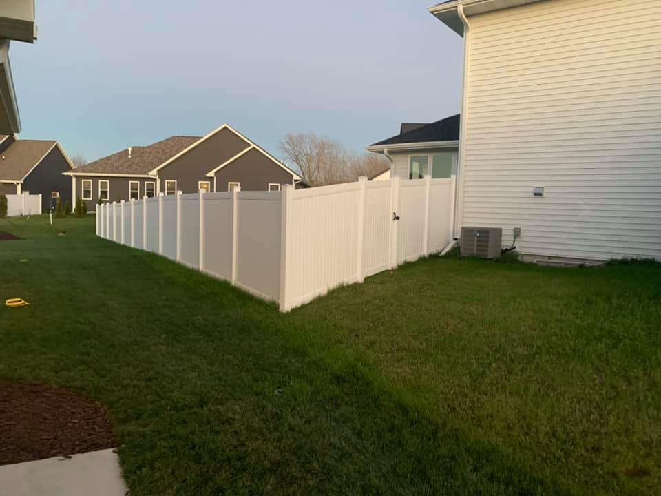 vinyl fence