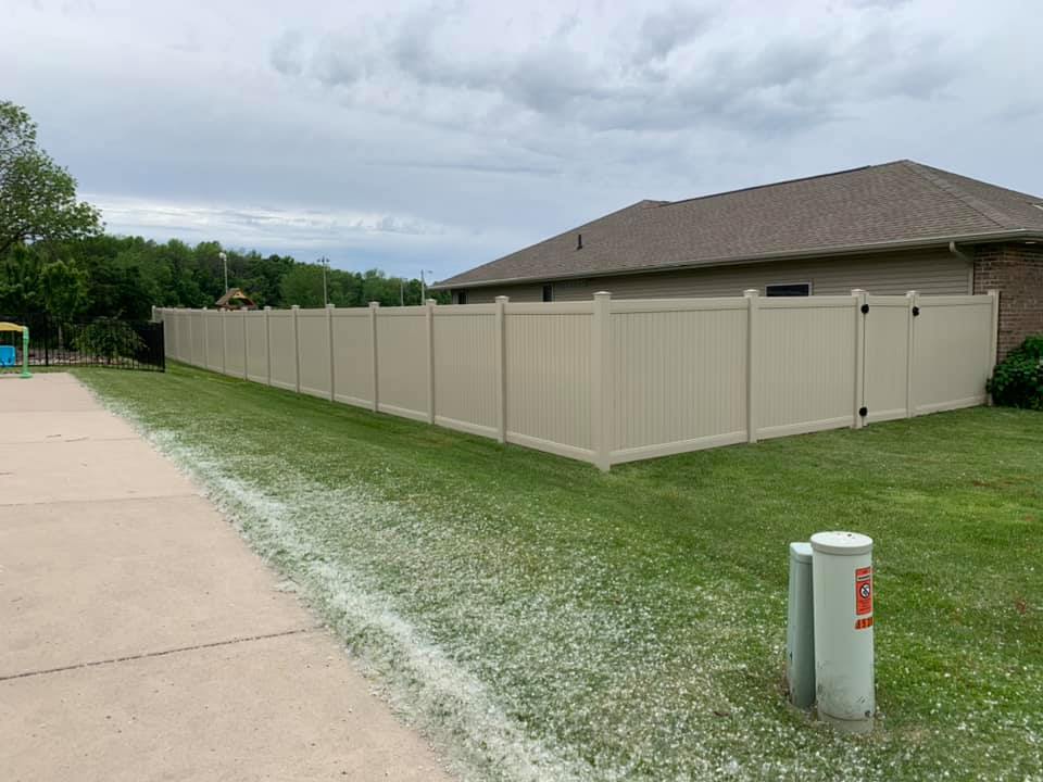 vinyl fence