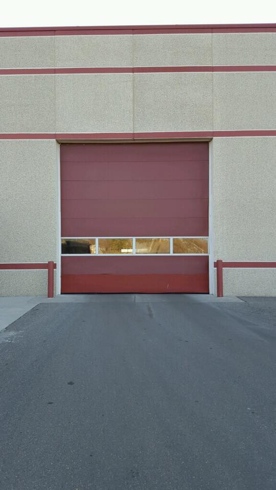 Commercial garage doors
