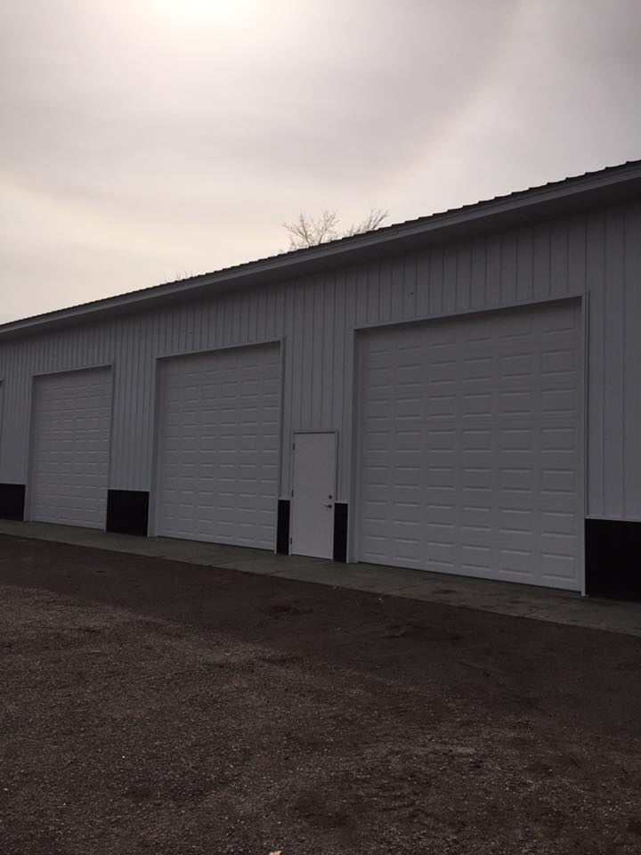 Commercial garage doors