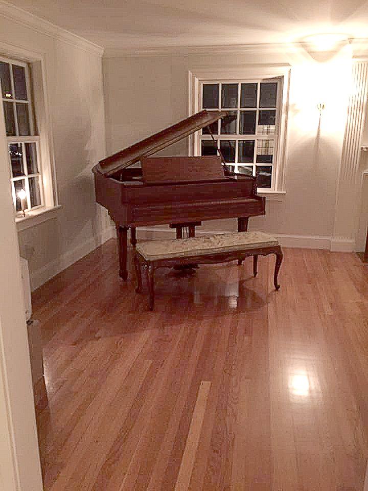 Piano moving services