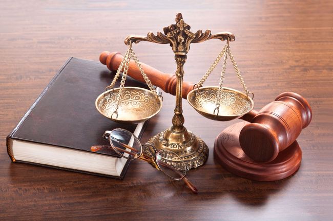 criminal defense attorney