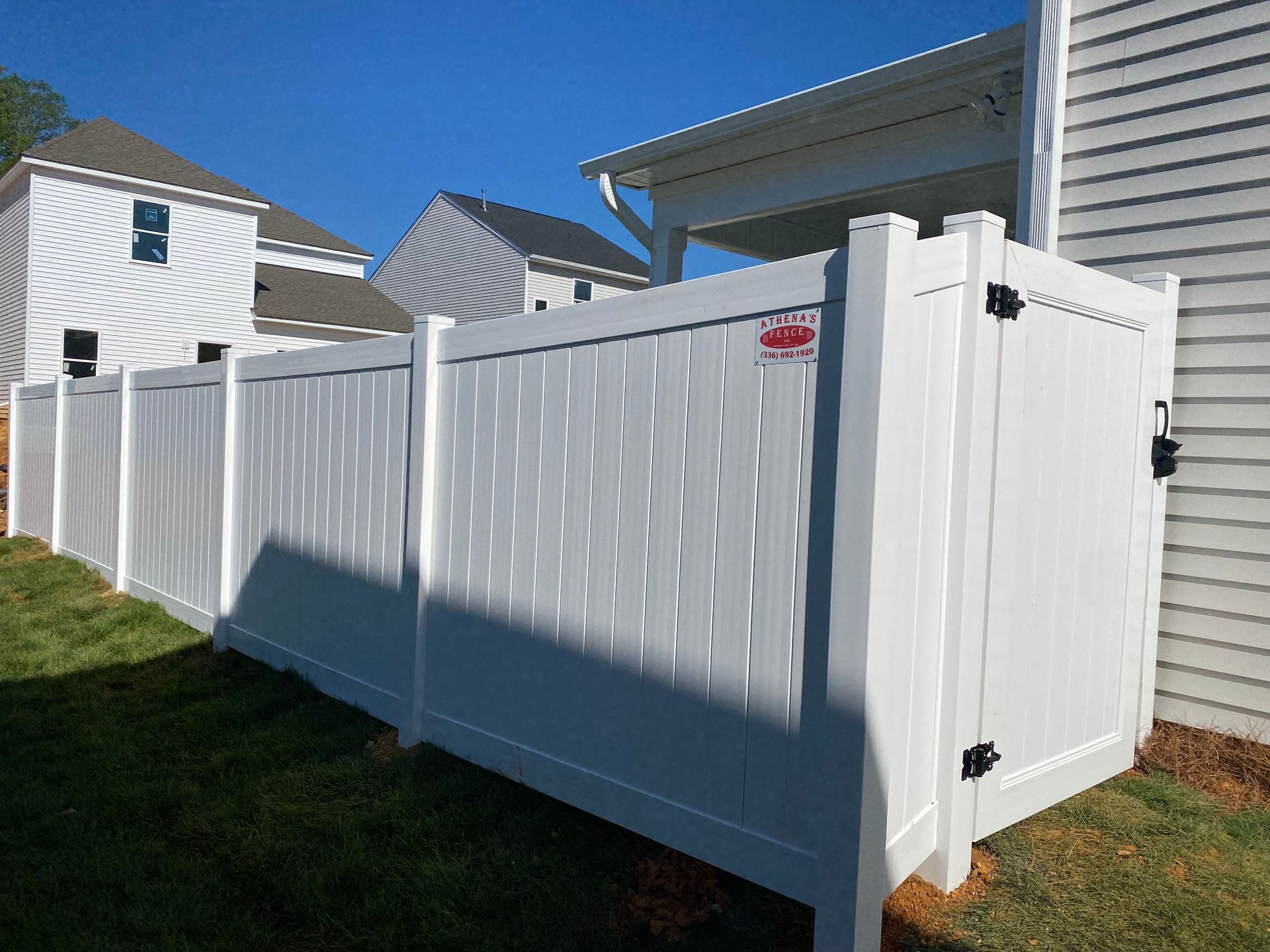 House vinyl fencing installation services