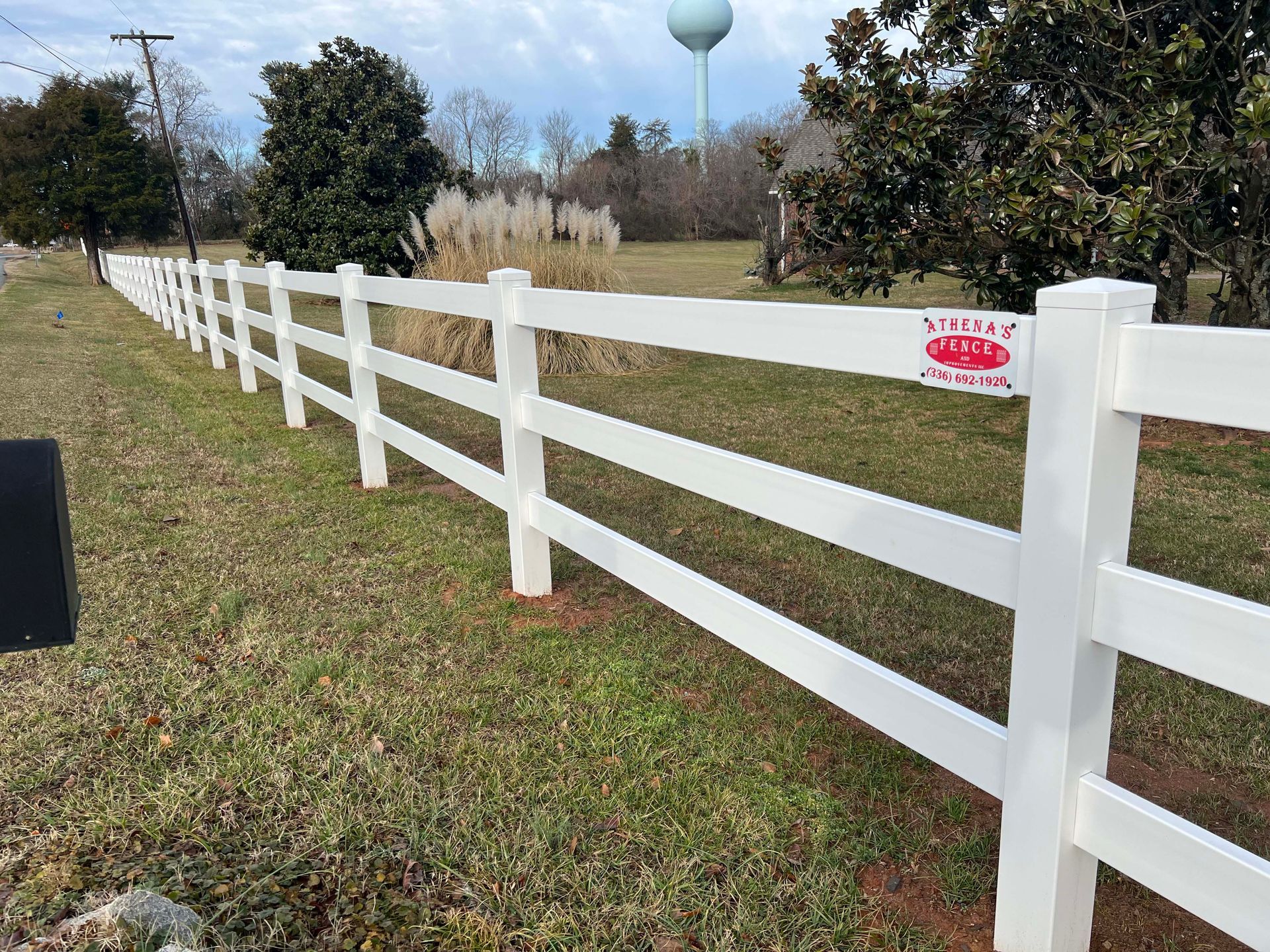 Horse vinyl fence