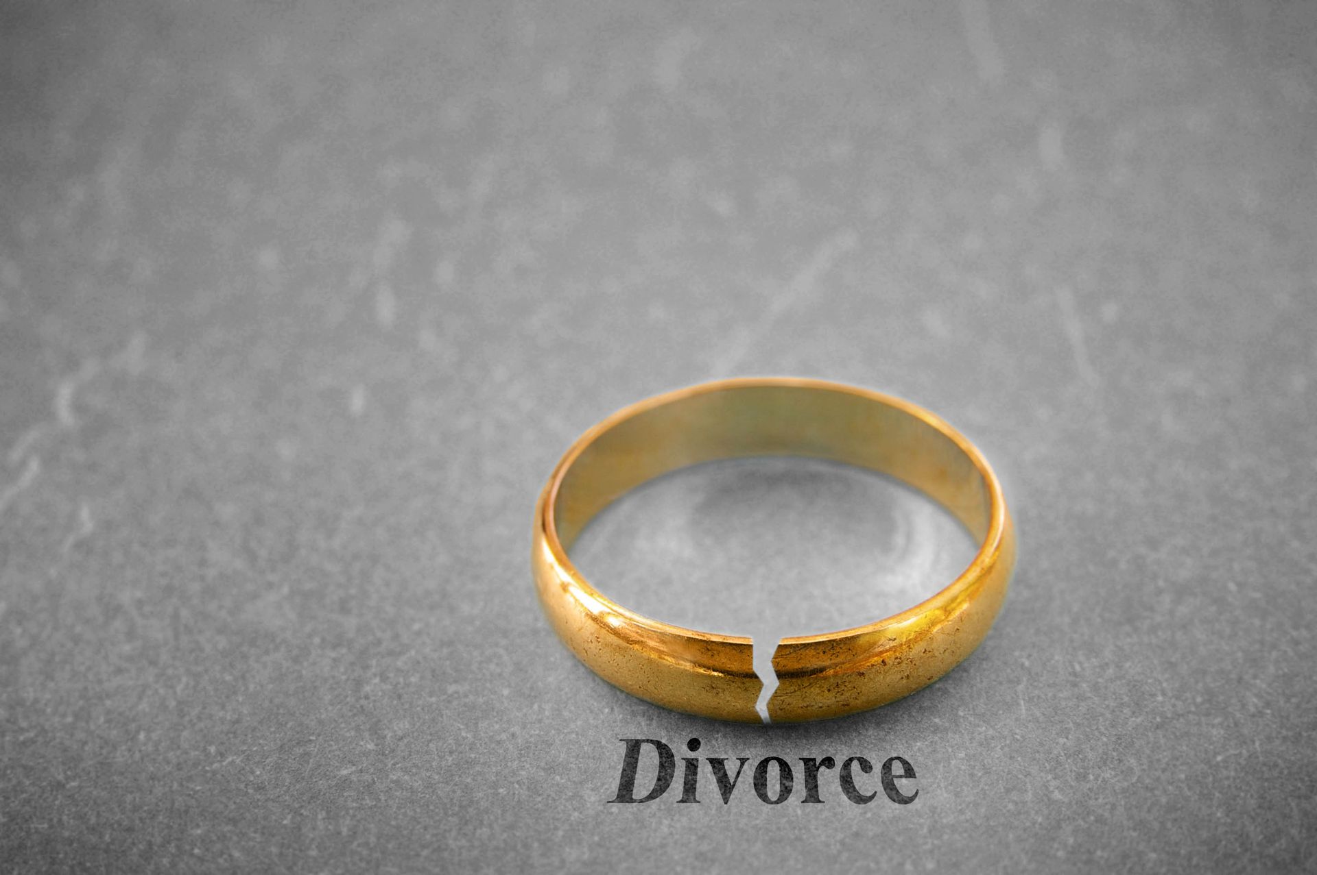 divorce lawyer