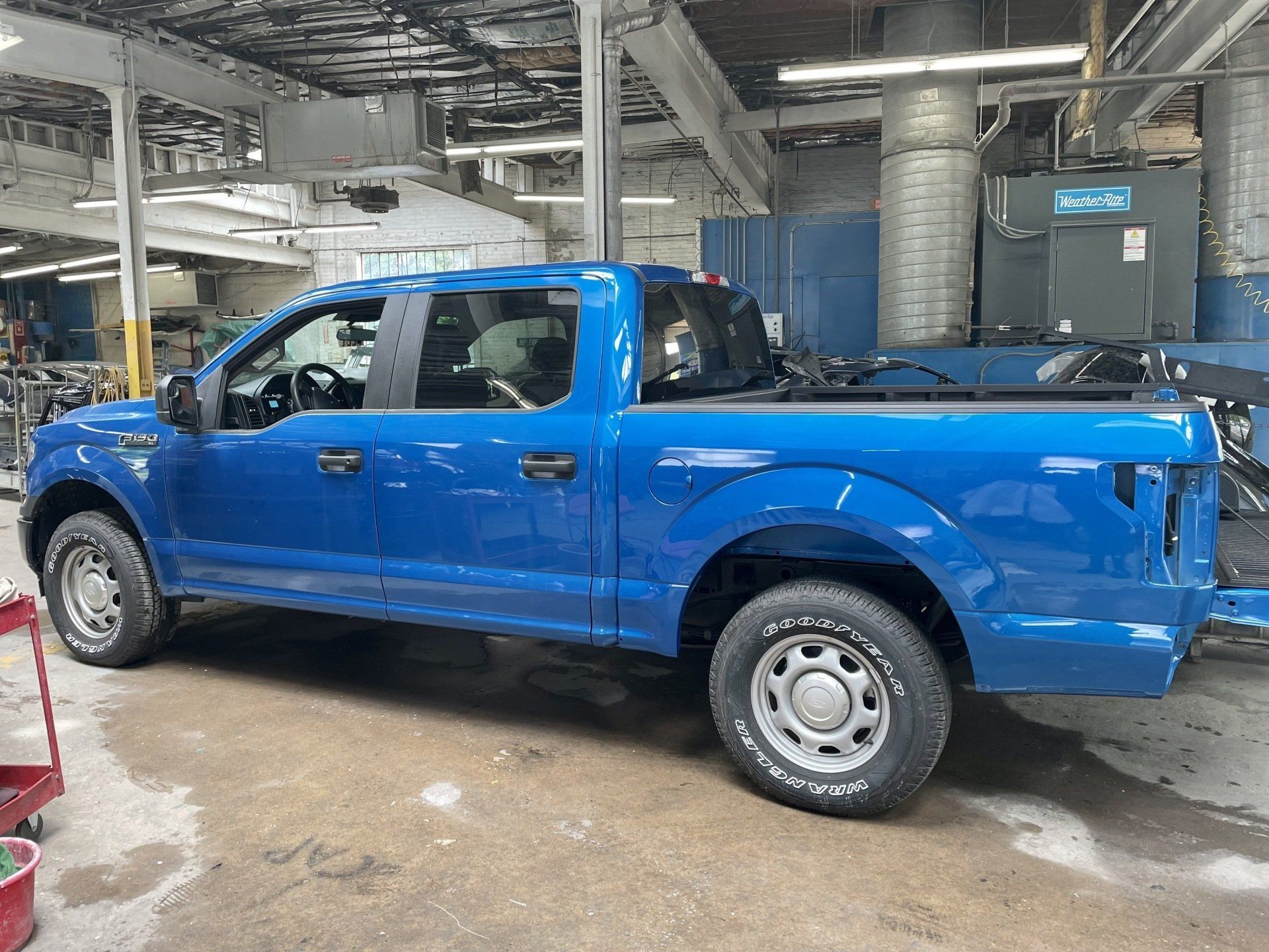 Columbus Auto Body Works, Inc. repair shop photo 5