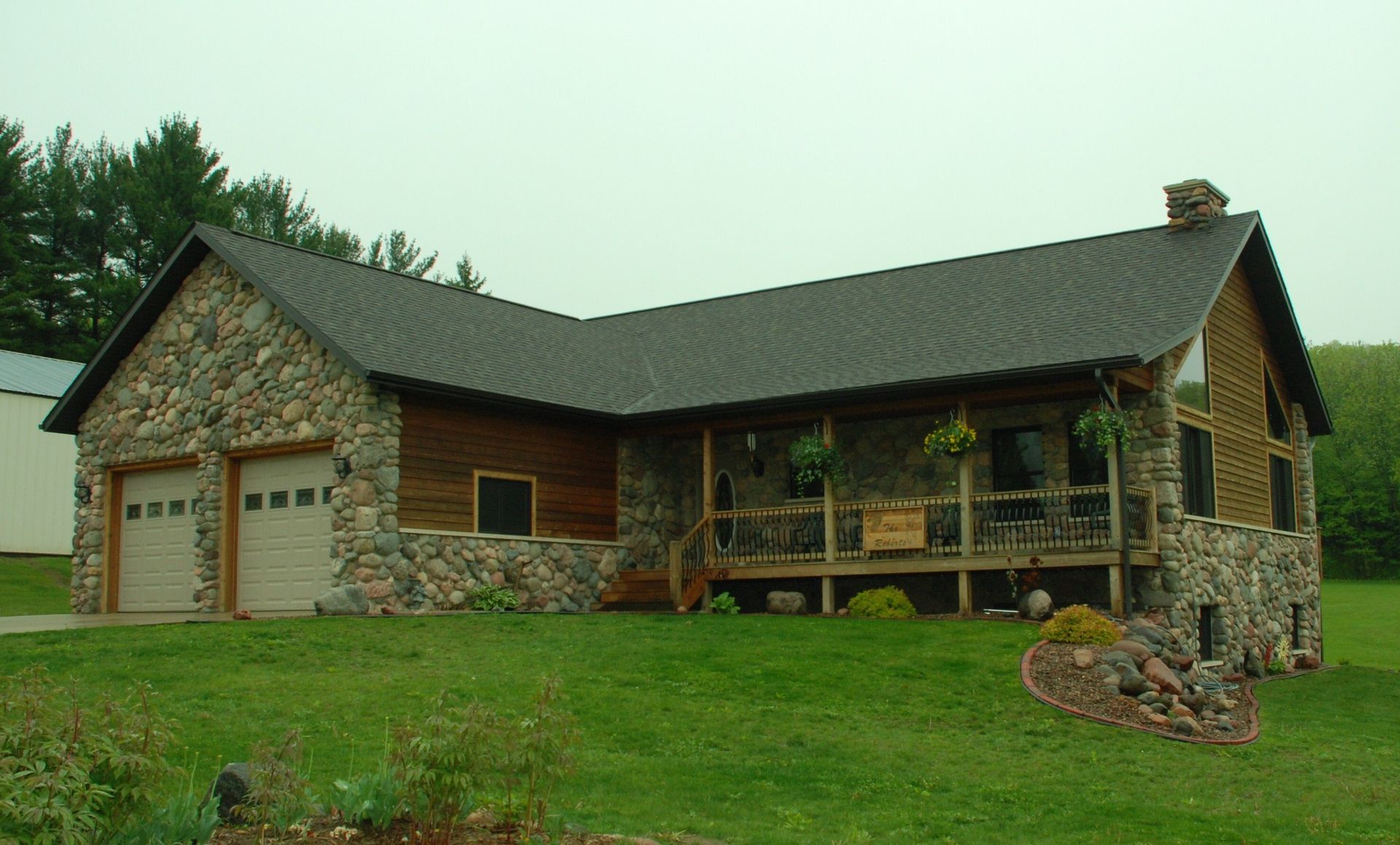 Stone work on the walls of a home