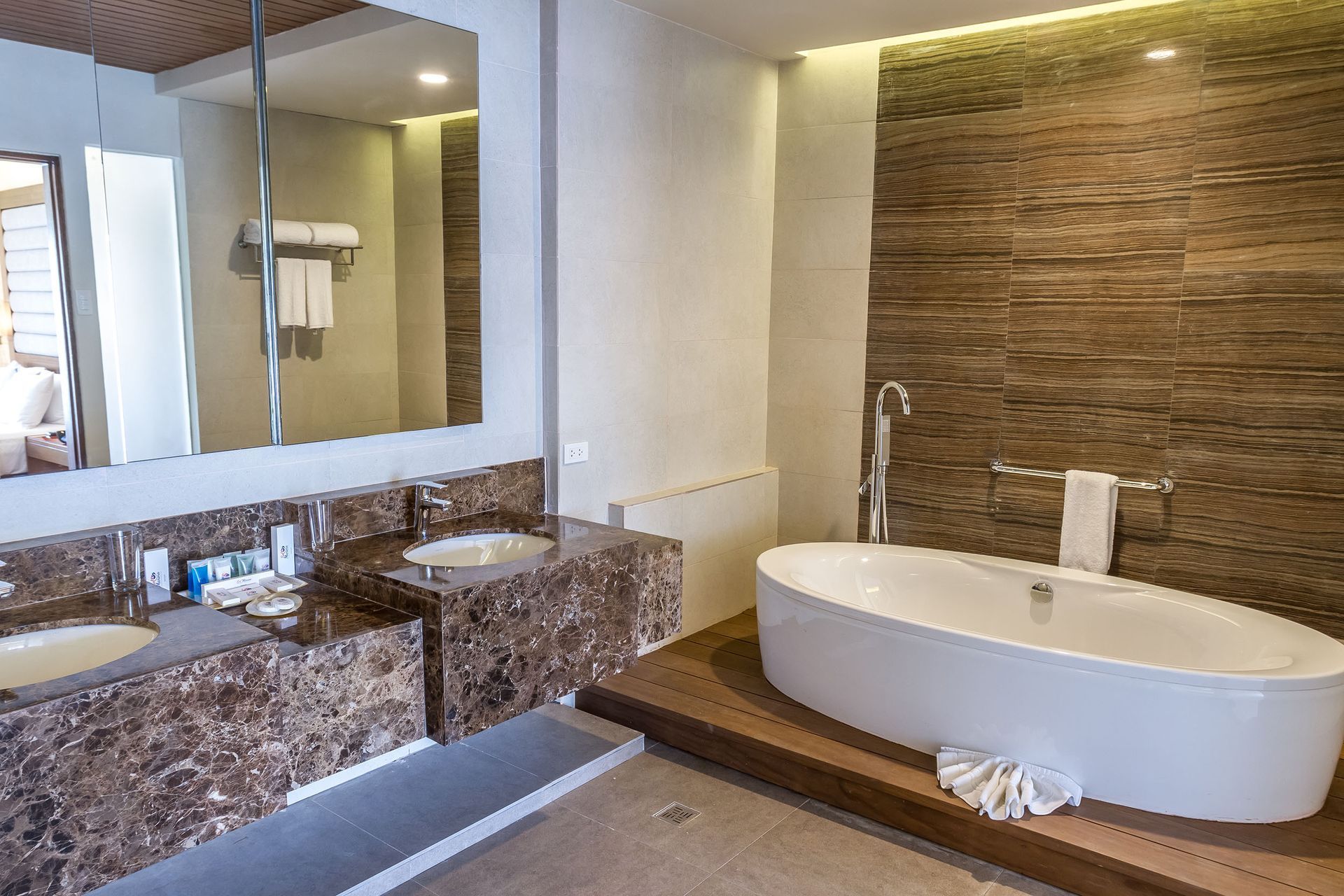 bathroom remodeling