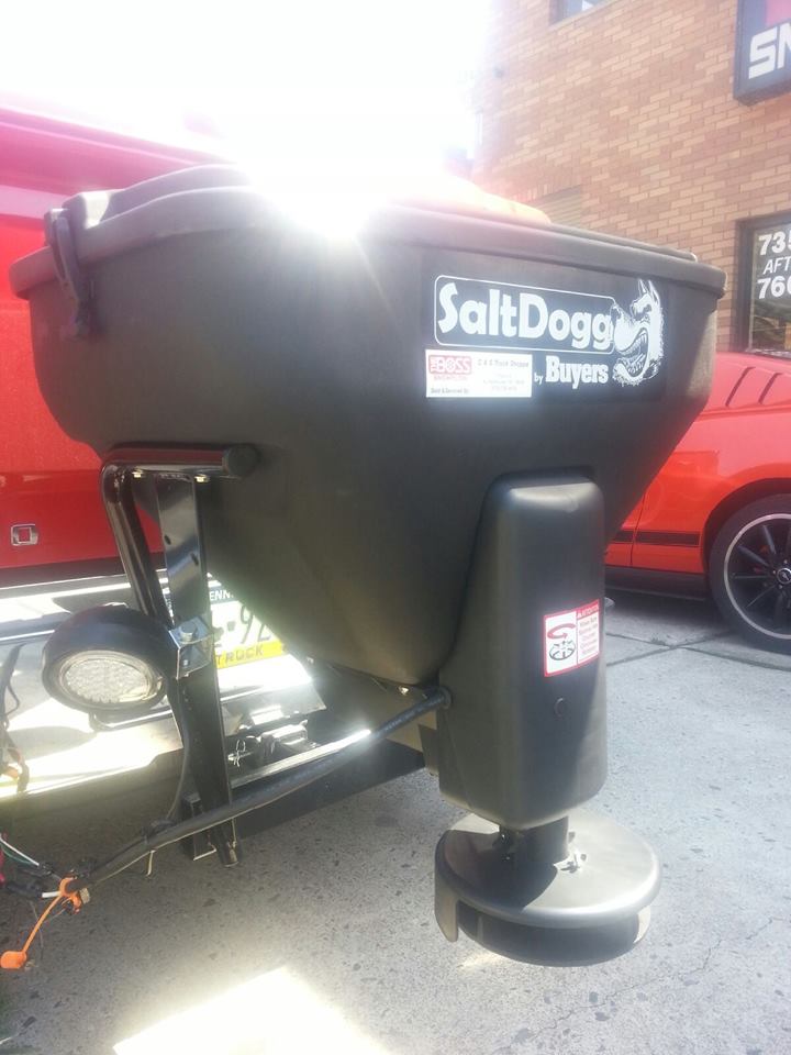 Salt Spreader Back3