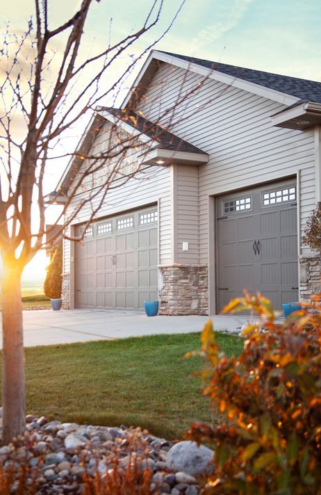 Garage Doors Blackfoot, ID | Barrett Overhead Doors