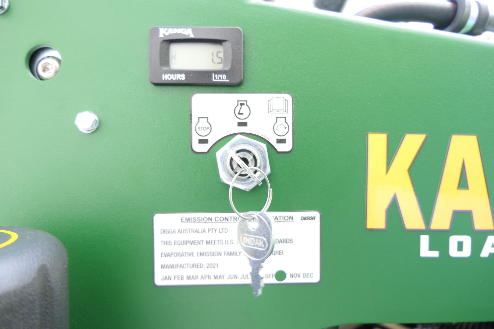 A green machine with the word ka on it