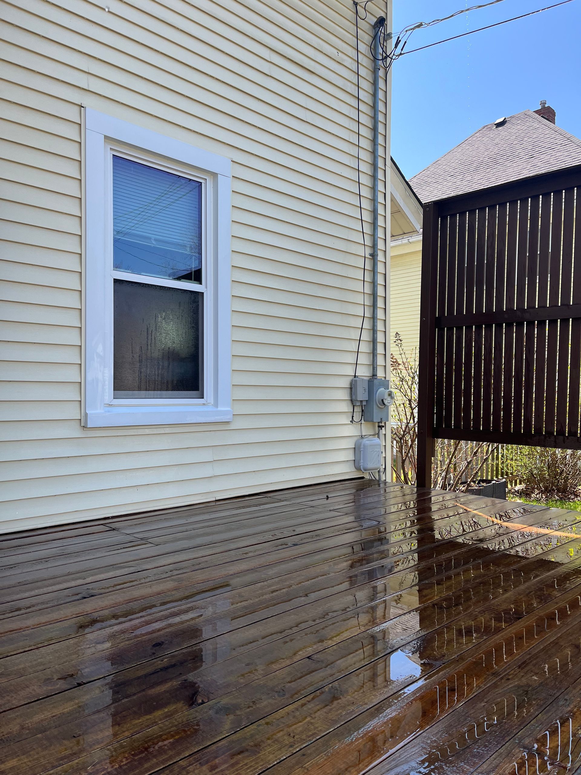 wooden deck and siding power wash - after
