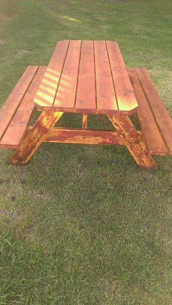 After outdoors table staining