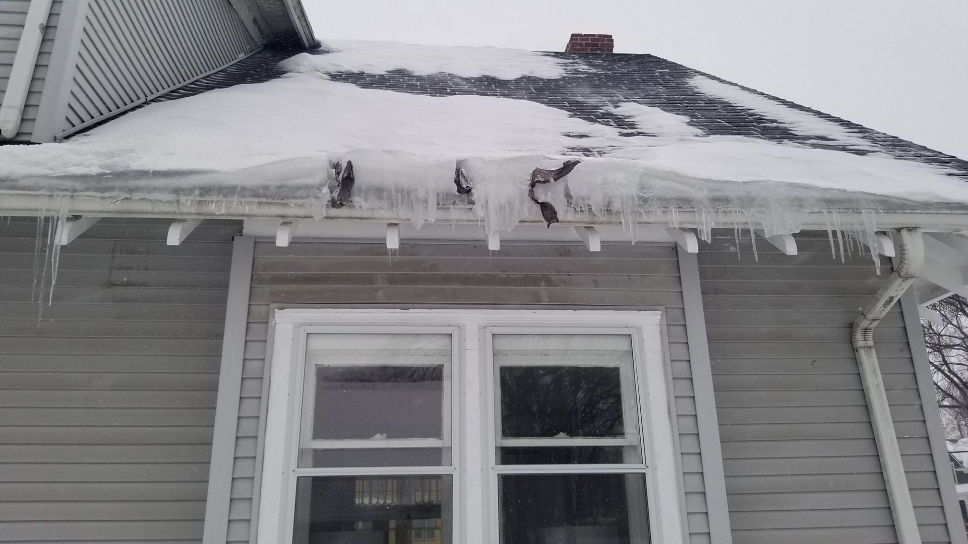 Roof ice removal