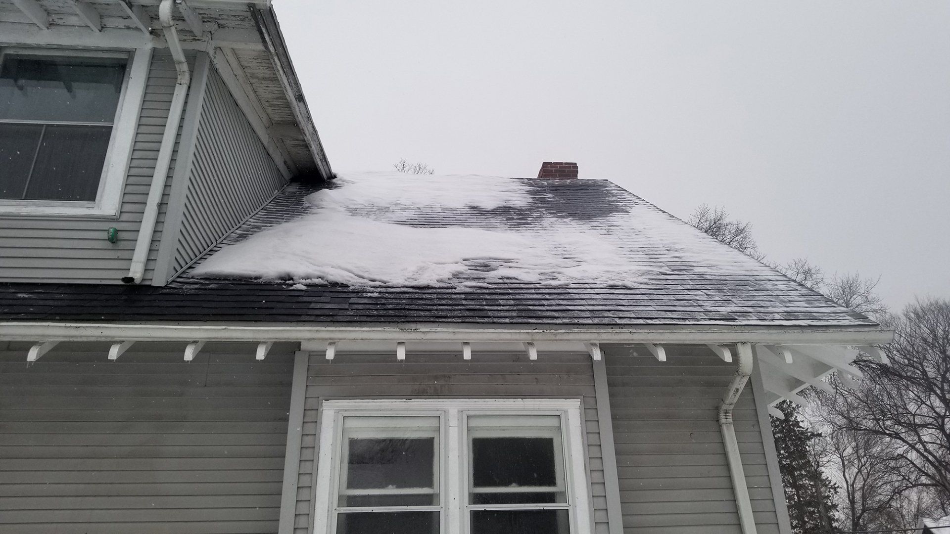 Roof ice removal