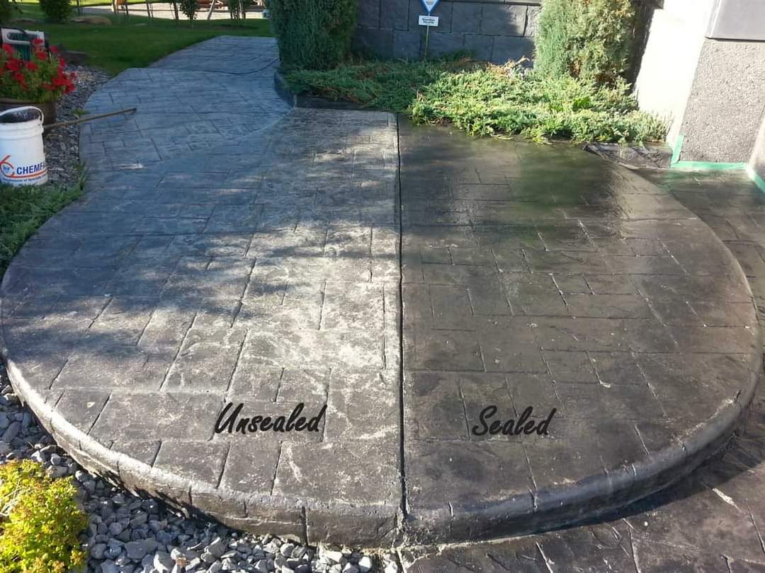 Before and after patio sealing