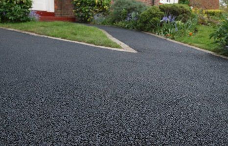 Asphalt chip sealing