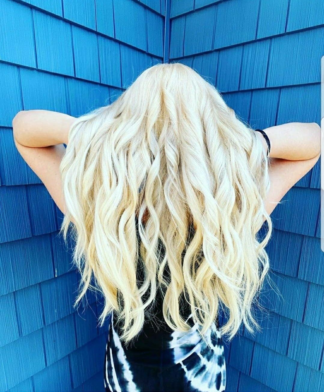 5--Robert-Anthony-Salon-image