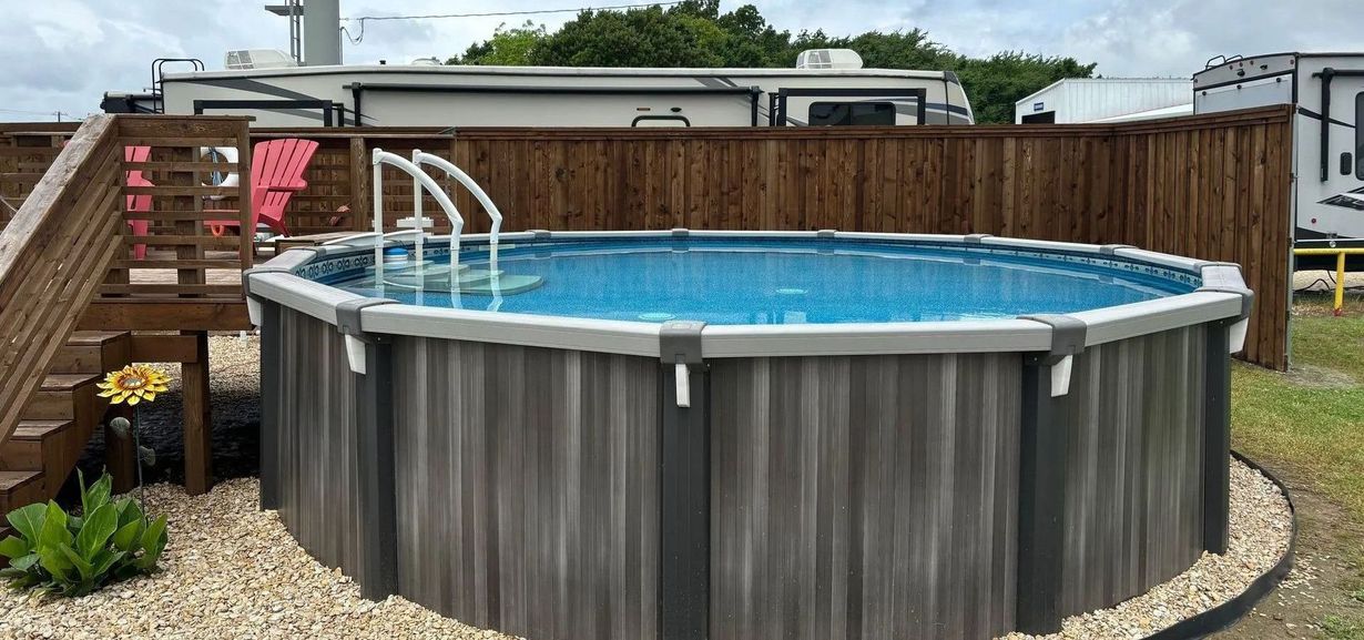 Holliday Pools