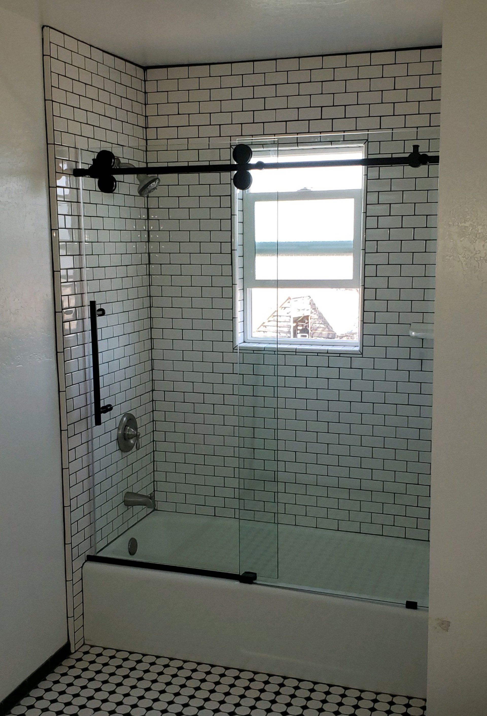 Shower glass enclosure