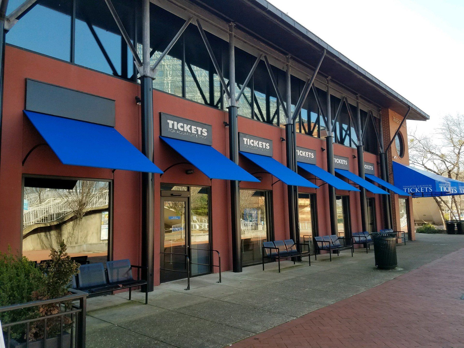 Standing steam awning