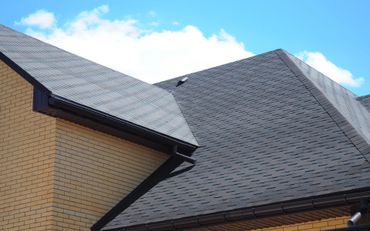 Asphalt shingles roof